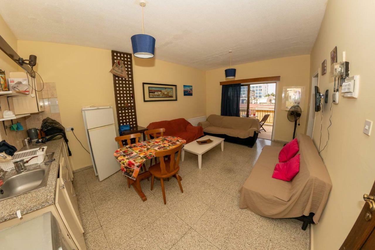 George Apartments Center 圣纳帕 外观 照片